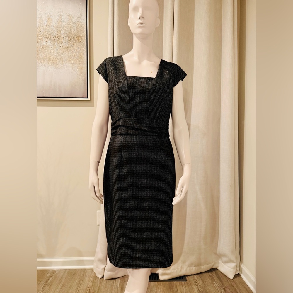 Banana Republic Houndstooth Dress in Black and Gray